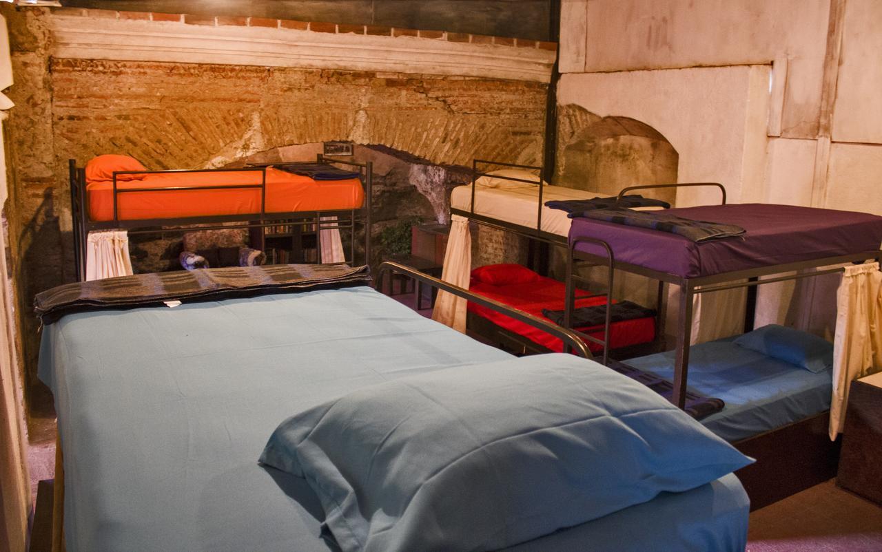 Split Hostel Антигуа-Гватемала Экстерьер фото