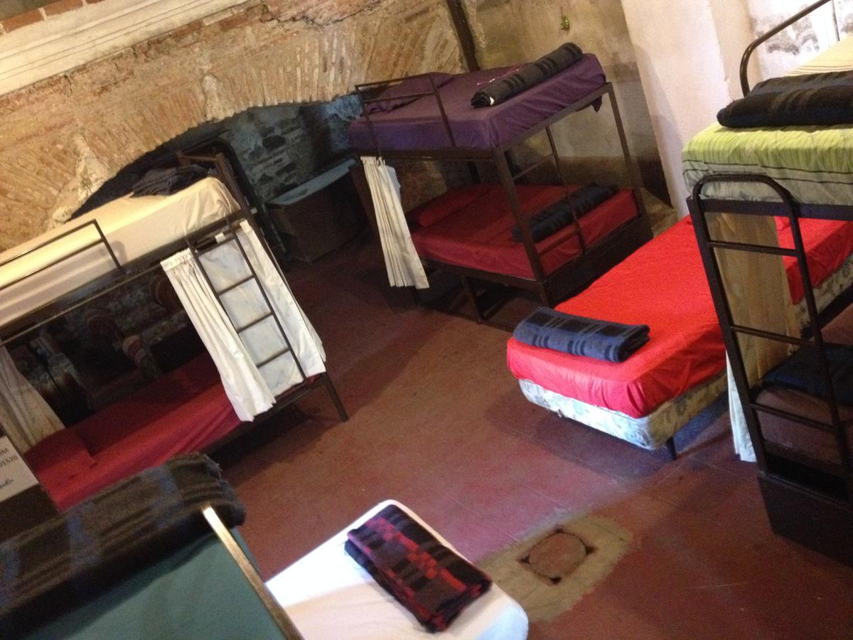 Split Hostel Антигуа-Гватемала Экстерьер фото