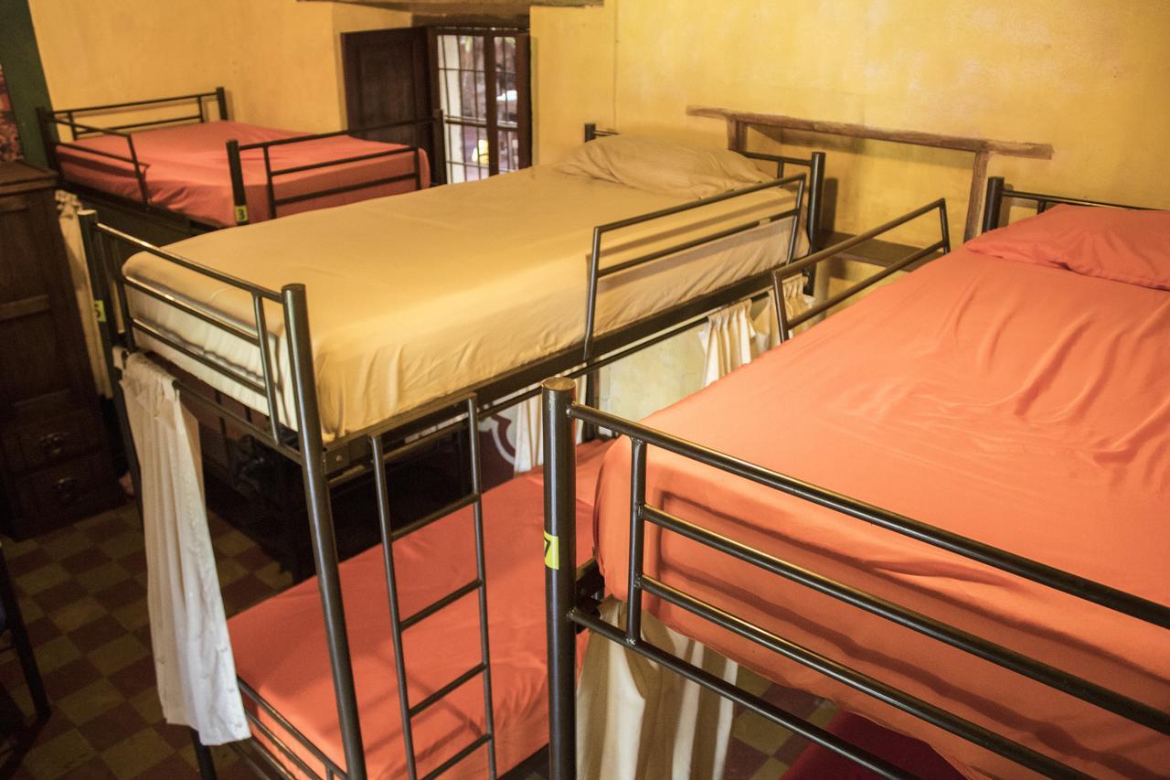 Split Hostel Антигуа-Гватемала Экстерьер фото