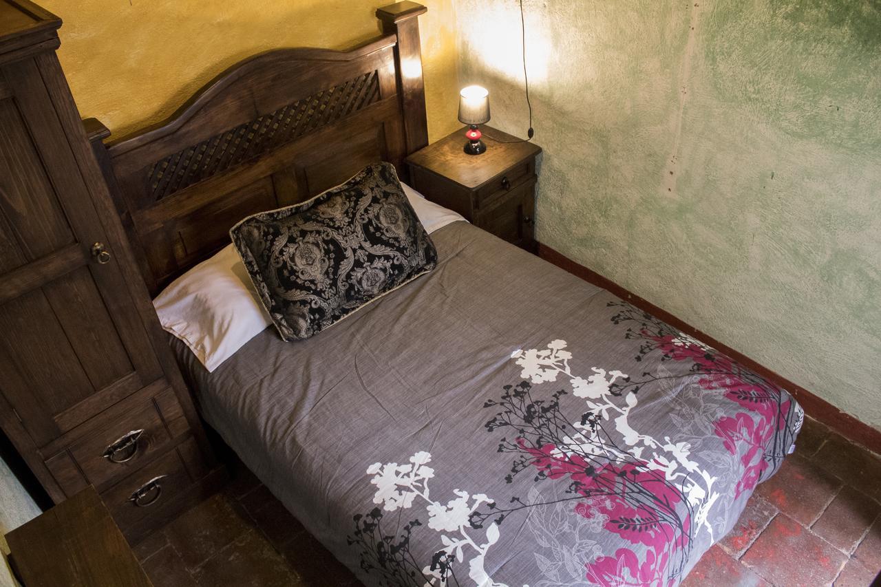 Split Hostel Антигуа-Гватемала Экстерьер фото